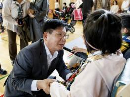 장벽은 허물고 일상은 넓힌다...무장애 도시 마포 기사 이미지