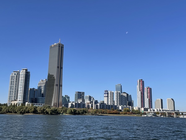 [나비효과] 왜 오세훈 시장은 한강을 가만히 두지 못하는가 기사 이미지