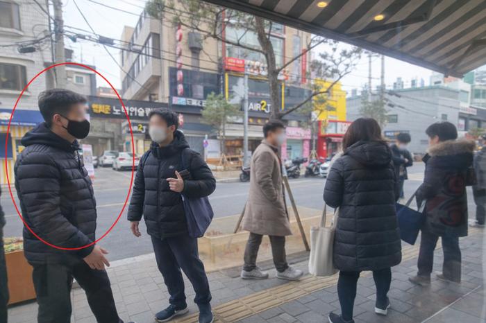 옴부즈만 실사 현장에 전직 정무실장 등장…그 배경에 쏠린 시선 기사 이미지