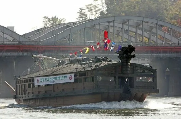 한강 거북선이 남긴 교훈…전시행정이 부른 예산 낭비 기사 이미지