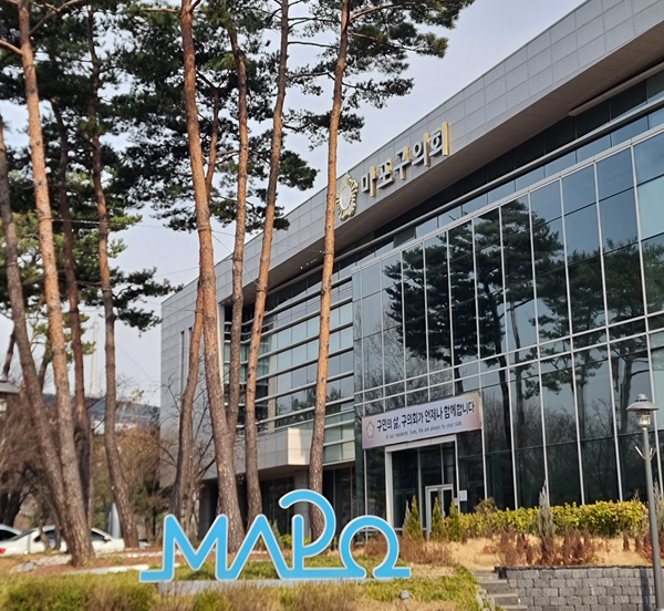 40분과 10분 사이, 구정질문의 무게 기사 이미지