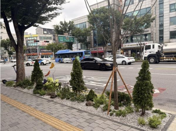 한강 가는 월드컵로·양화로, 꽃과 나무로 새단장! 마포구, 정원길 조성